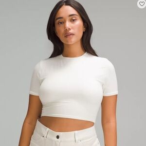 Wundermost Ultra-Soft Nulu Crewneck Cropped T-Shirt